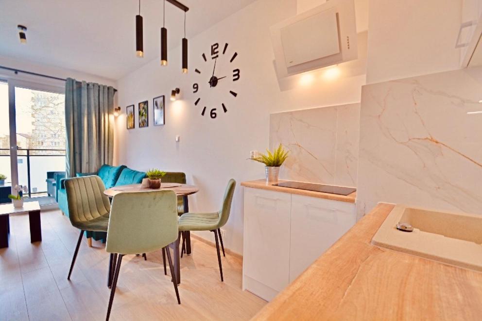 Apartment Green With Private Bike Storage Свіноуйсьце Екстер'єр фото